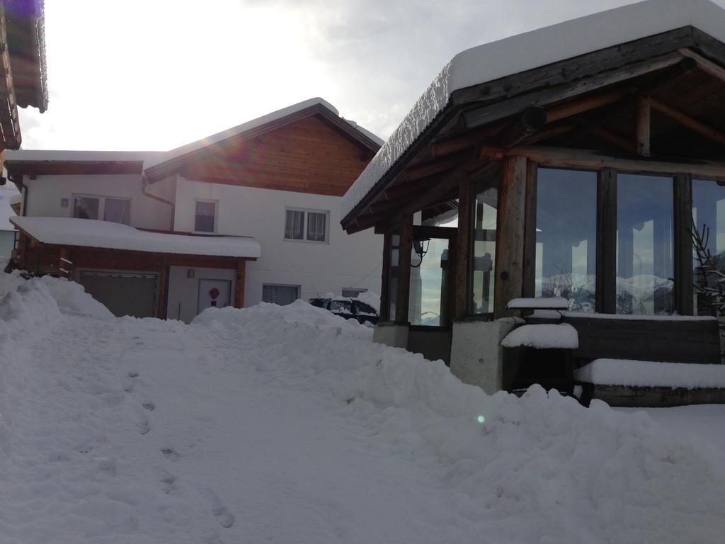 Hotel Panoramahof Holly Obervellach Zimmer foto