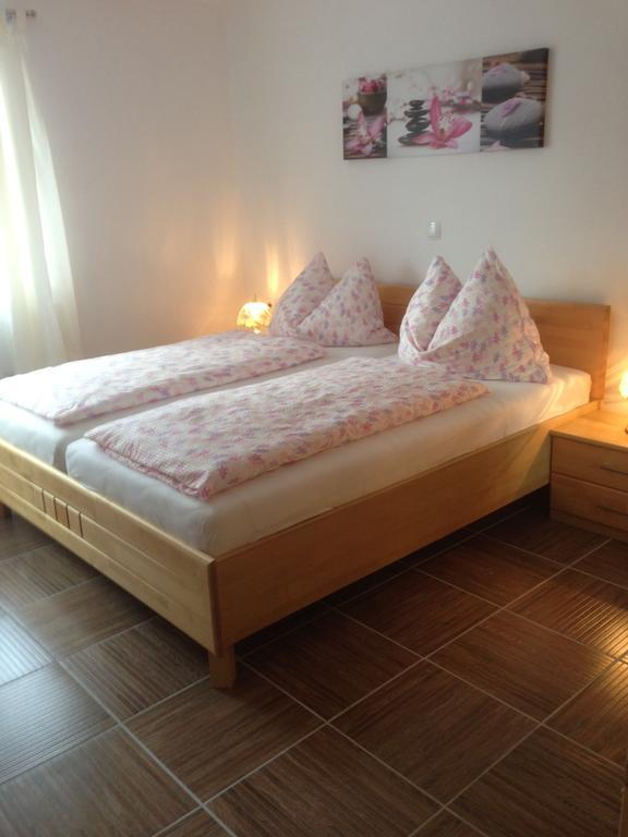 Hotel Panoramahof Holly Obervellach Zimmer foto